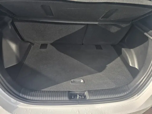 Hyundai ix20 1.6i Go!Automaat,nette auto 2018 Benzine 9