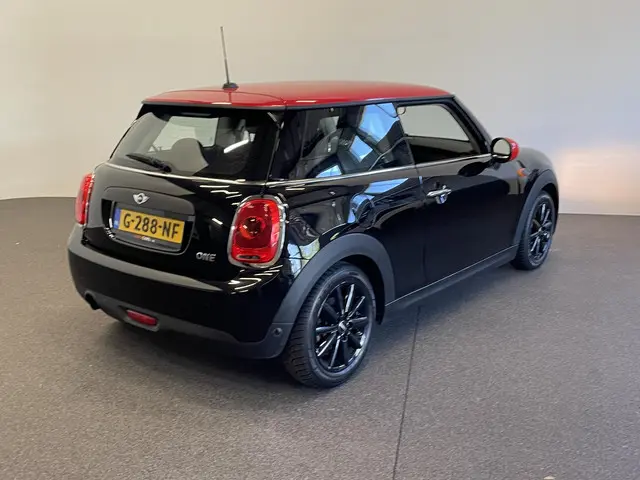 MINI One 1.2 Business 2016 Benzine 9