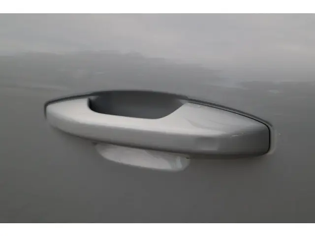 Volvo XC40 1.5 T4 Recharge R-Design 2021 Hybride Benzine 6