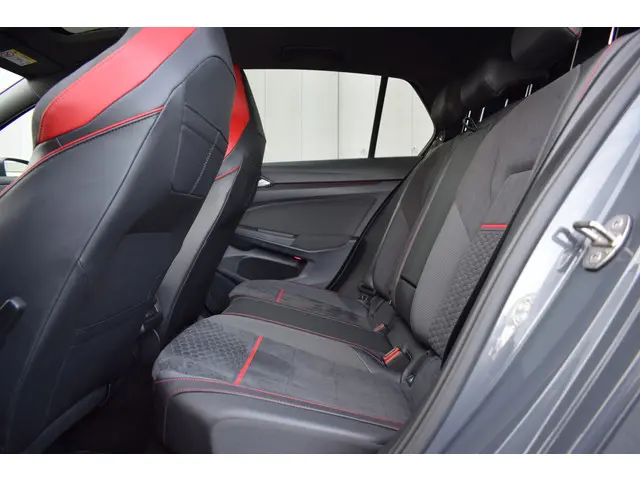 Volkswagen Golf 2.0 TSi 300pk GTI Clubsport 2022 Benzine 8