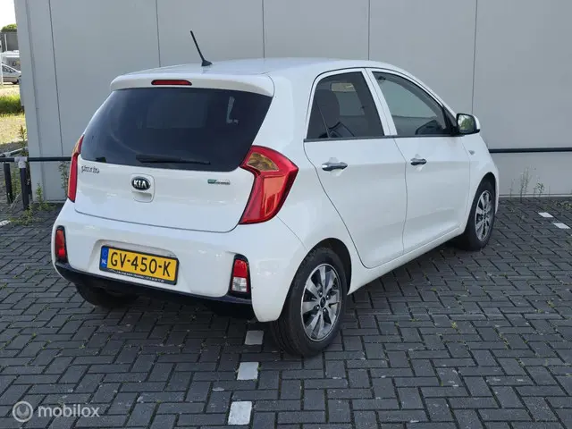 Kia Picanto 1.0 CVVT First Edition 2015 Benzine 6