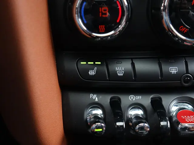 MINI 5-Deurs Cooper 2020 Benzine 16