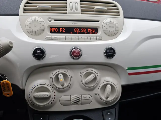 Fiat 500 1.2 Lounge Pdc/Pano-dak 2014 Benzine 17