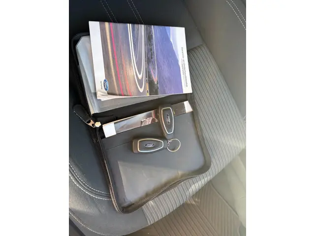 Ford C-MAX 1.0 Edition Plus 2014 Benzine 16