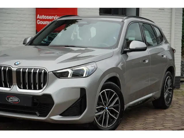 BMW X1 sDrive18i 2025 Benzine 17