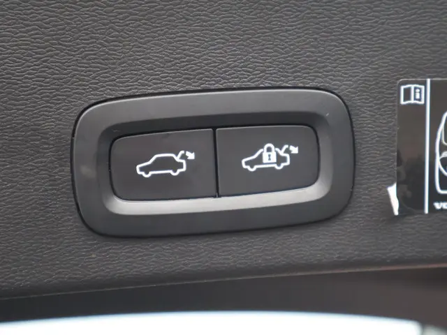 Volvo XC40 Recharge P8 AWD R-Design 2020 Elektrisch 14