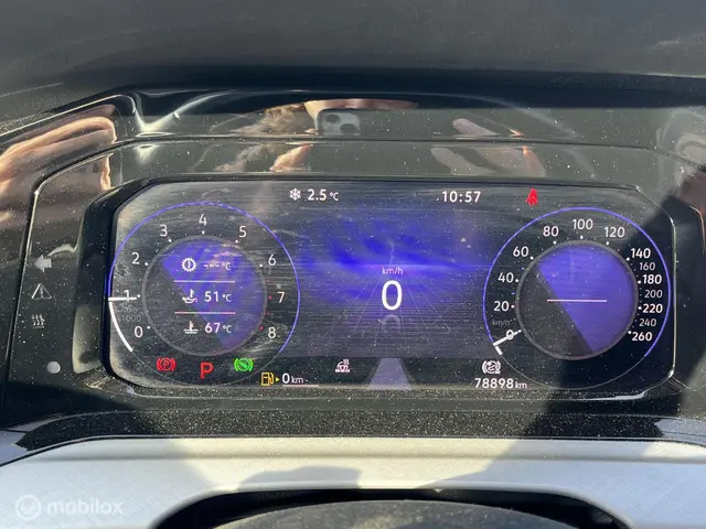 Volkswagen Golf 1.5 eTSI Life Business 2022 Benzine 9