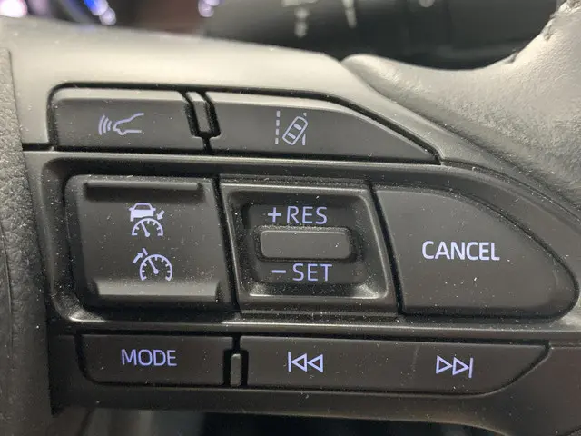 Toyota Yaris 1.5 Hybrid Dynamic 2021 Hybride Benzine 21