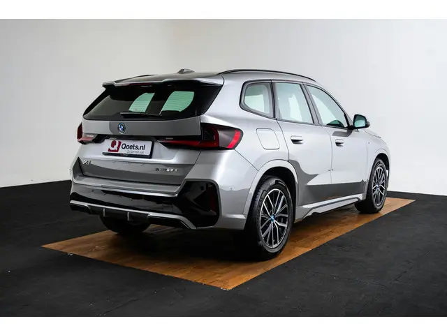 BMW X1 xDrive25e 2025 Hybride Benzine 22
