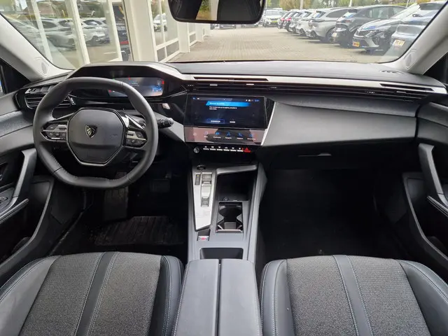 Peugeot 308 SW 1.2T 130pk Automaat Allure 2024 Benzine 5