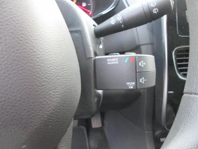 Renault Clio Estate 0.9 TCe Life 2019 Benzine 12