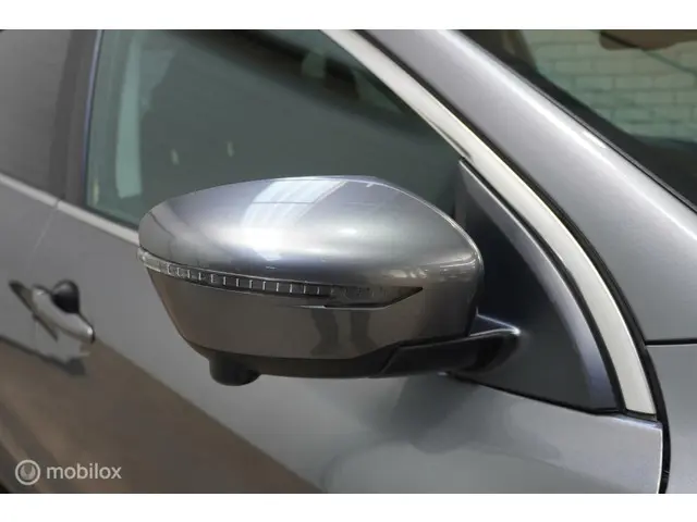 Nissan QASHQAI 1.2 Connect Edition 2015 Benzine 8