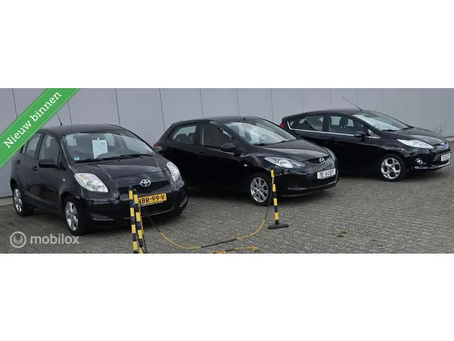 Toyota Verso-S 1.3 VVT-i Dynamic 2013 Benzine 27