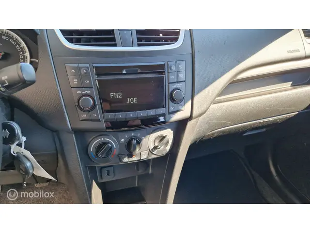 Suzuki Swift 1.2 Comfort EASSS 2015 Benzine 17