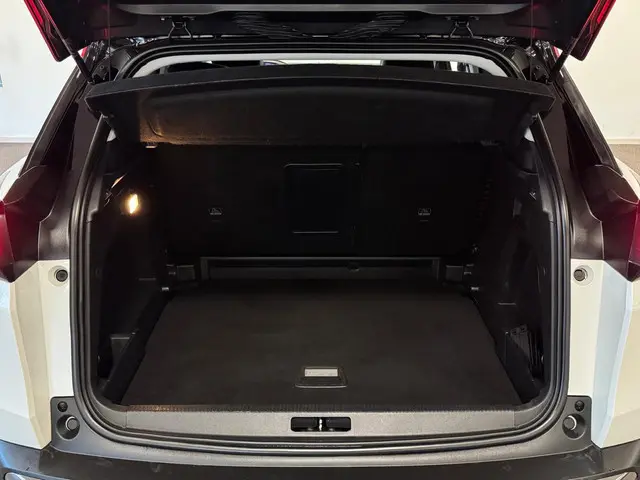 Peugeot 3008 1.2 PureTech Crossway 2018 Benzine 16