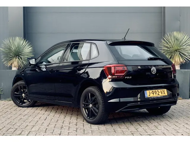 Volkswagen Polo 1.0 TSI Comfortline 2020 Benzine 19