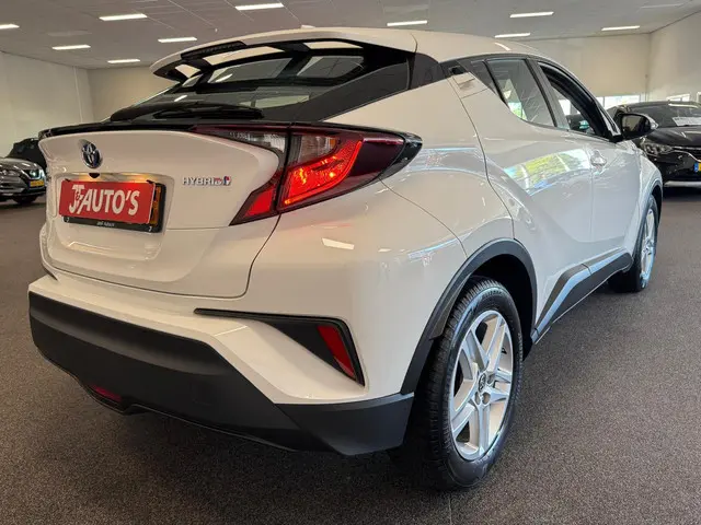 Toyota C-HR 1.8 Hybrid Active 2021 Hybride Benzine 5