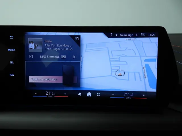 BMW 1 Serie 5-deurs 120 2025 Benzine 25