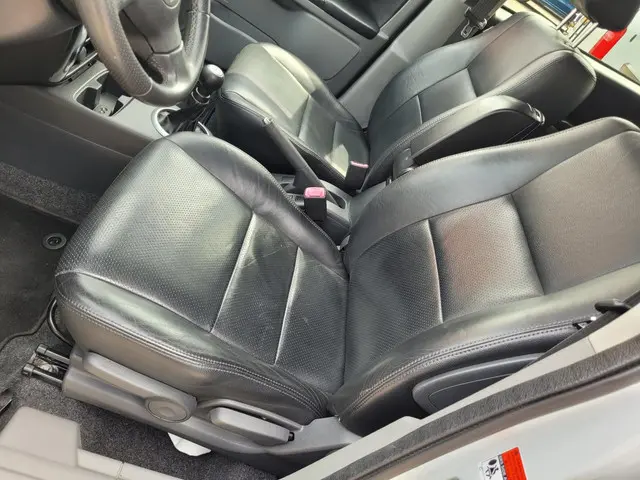 Suzuki SX4 1.6 Executive 2013 Benzine 15