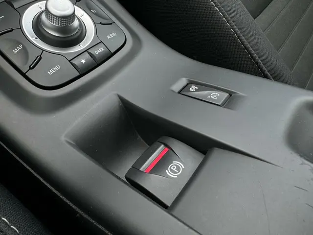 Renault Mégane Estate 1.2 TCe Limited 2015 Benzine 15