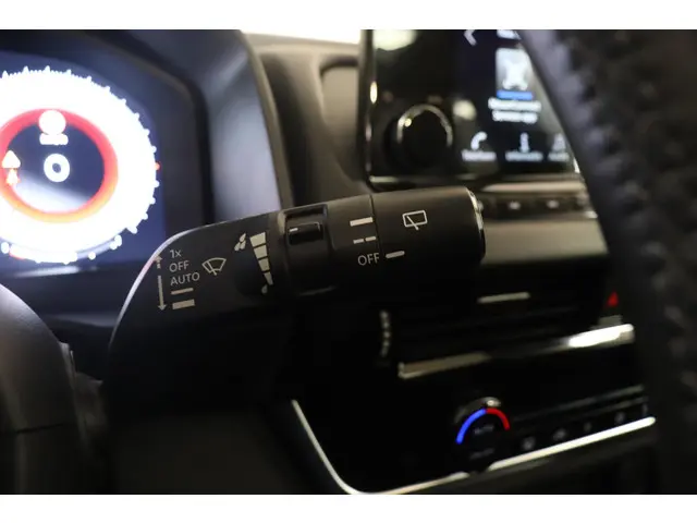 Nissan QASHQAI 1.3 MHEV Xtronic N-Connecta 2022 Benzine 33