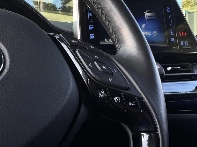 Toyota C-HR 1.8 Hybrid Style 2019 Hybride Benzine 17
