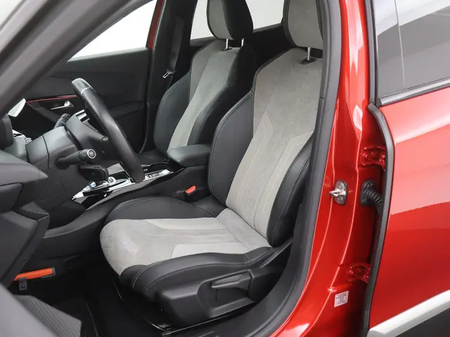 Peugeot e-2008 EV GT 50 kWh 2020 Elektrisch 29