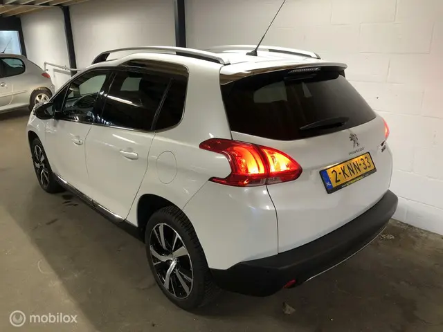 Peugeot 2008 1.6 VTi Blue Lease Executive 2013 Benzine