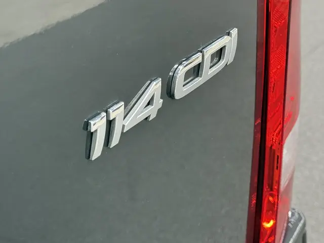 Mercedes-Benz Vito 114 CDI Lang 2024 Diesel 40