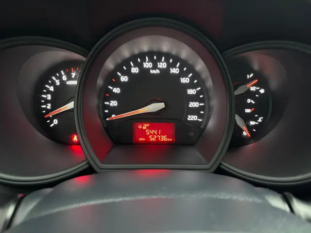 Kia Rio 1.2 CVVT ExecutiveLine 2016 Benzine 8