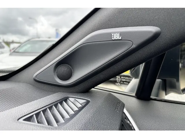Toyota RAV4 2.5 Hybrid AWD Bi-Tone 2019 Hybride Benzine 24