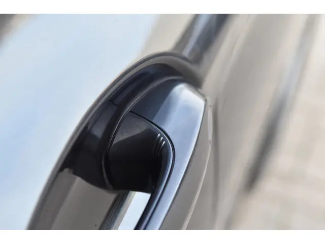 BMW X3 xDrive20i High Executive 2018 Benzine 38