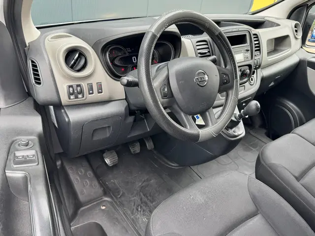 Nissan NV300 * L2H1 * Airco * Trekhaak * Imperiaal * 2019 Diesel 33