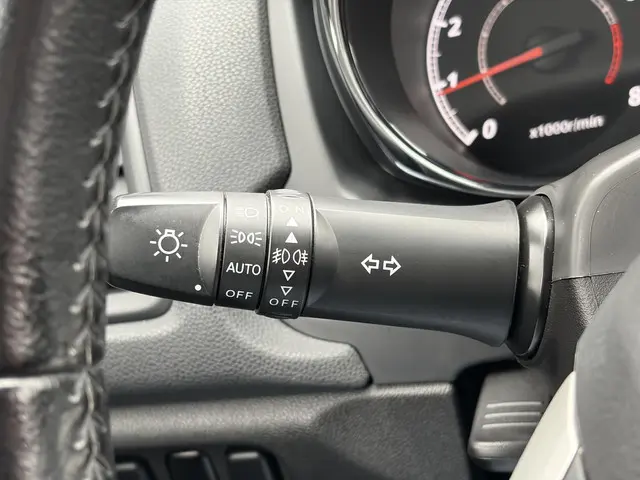 Mitsubishi ASX 1.6 Cleartec Invite+ 2014 Benzine 21