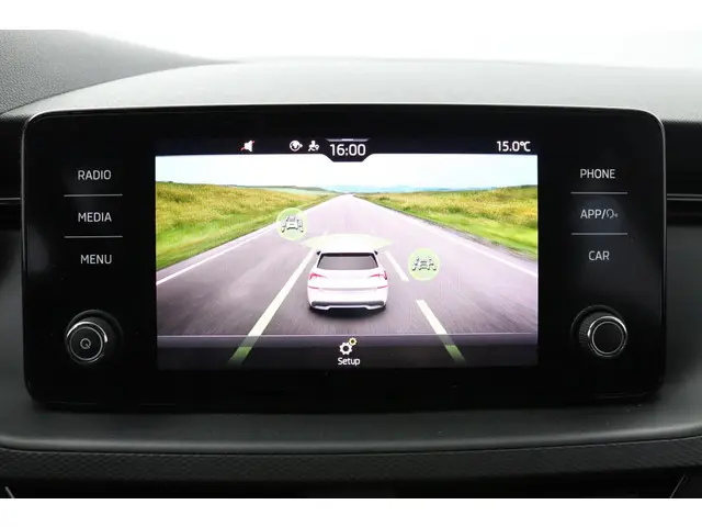 Škoda Kamiq 1.0 TSI 110pk Ambition 2021 Benzine 23