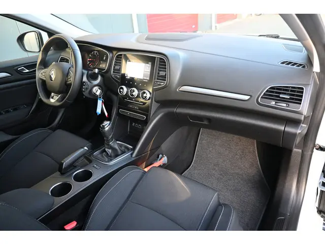 Renault Mégane Estate 1.0 TCe Business Zen 2022 Benzine 39