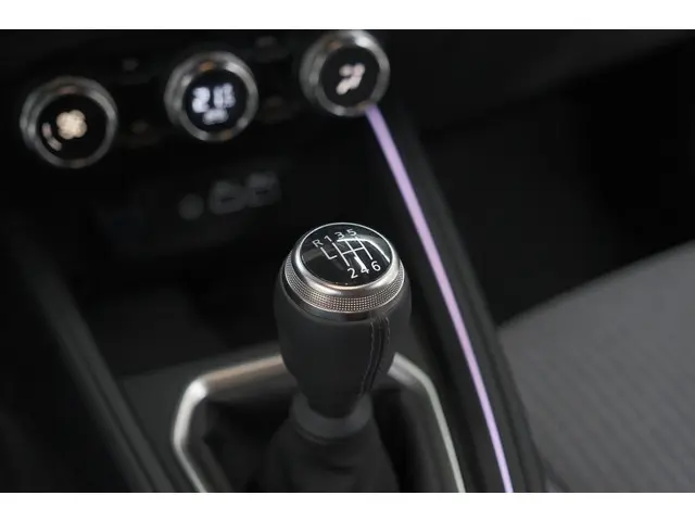 Renault Clio TCe 90 GPF Techno 2025 Benzine 47