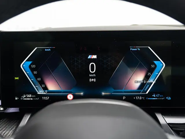BMW 5 Serie Sedan 550e xDrive 2025 Hybride Benzine 29