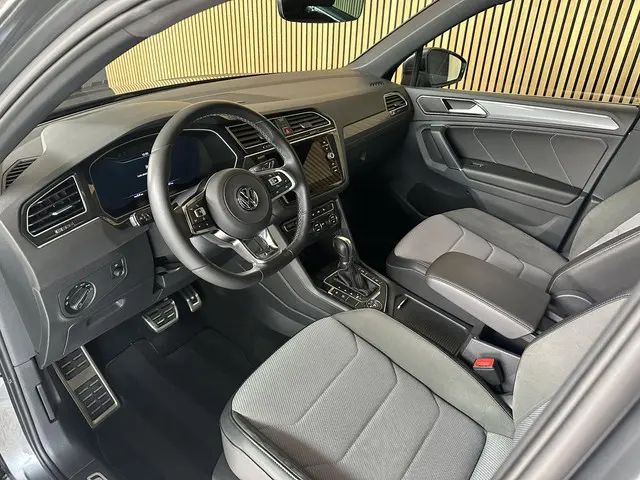 Volkswagen Tiguan 2.0 TSI 4Motion 2 x R-line 2018 Benzine 4