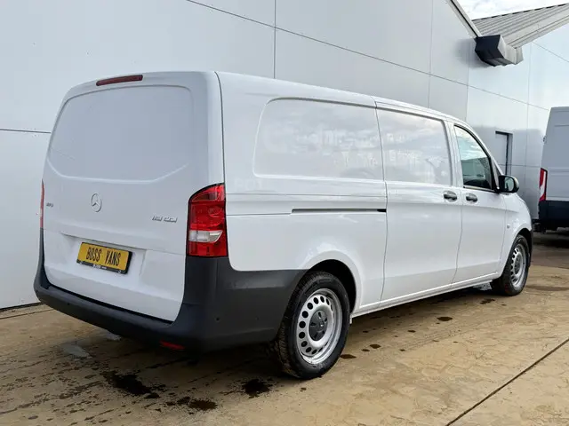 Mercedes-Benz Vito 3