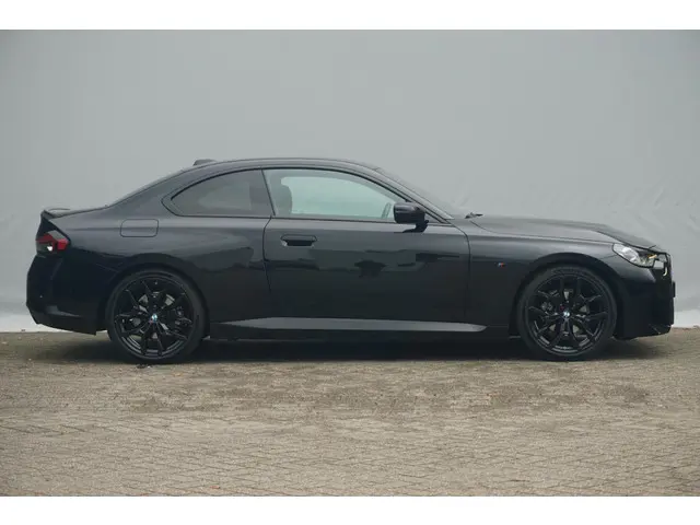 BMW 2 Serie Coupé 218i 2024 Benzine 4