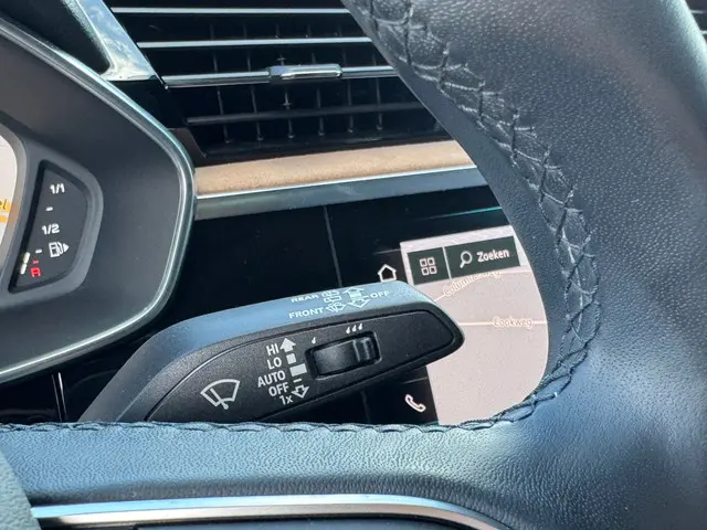 Audi Q3 35 TFSI * Leder * 360 Camera * Keyless 2020 Benzine 26