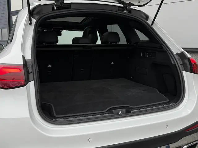 Mercedes-Benz GLC 400e 4M AMG 2023 Hybride Benzine 21