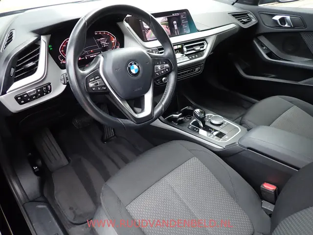 BMW 1 Serie 118i 2021 Benzine 7