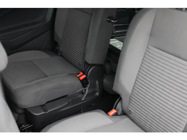 Ford Grand C-Max 1.0 Titanium 7p. 2017 Benzine 17