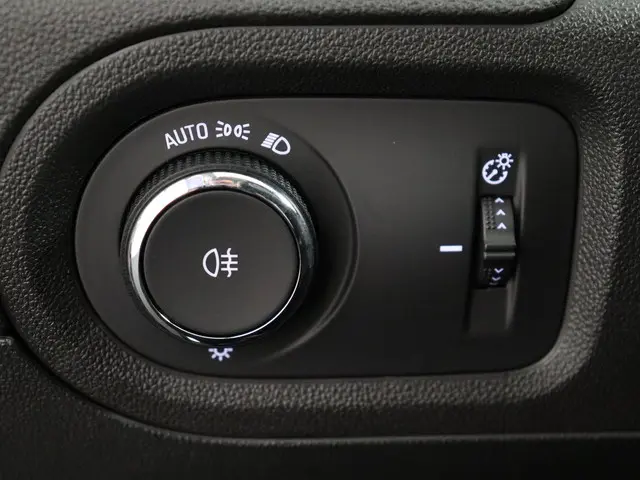 Opel Grandland X 1.2 Turbo Innovation 2019 Benzine 19
