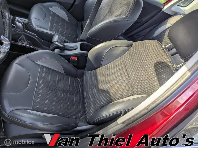 Peugeot 2008 1.2 PureTech Allure 2017 Benzine 12