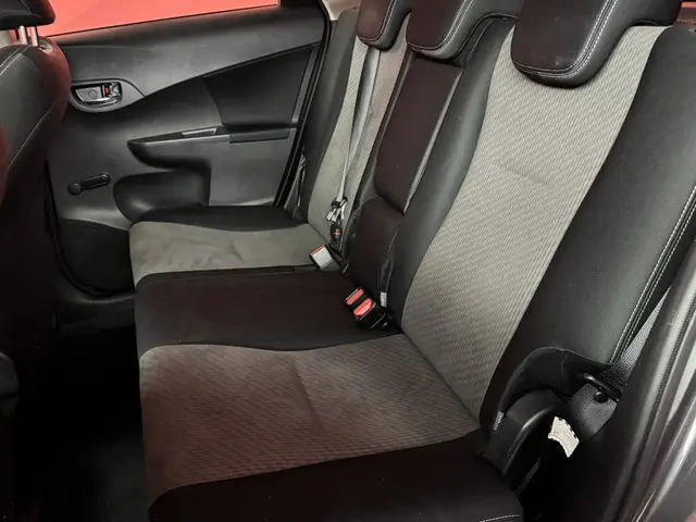 Toyota Verso-S 1.3 VVT-i Aspiration 2014 Benzine 8