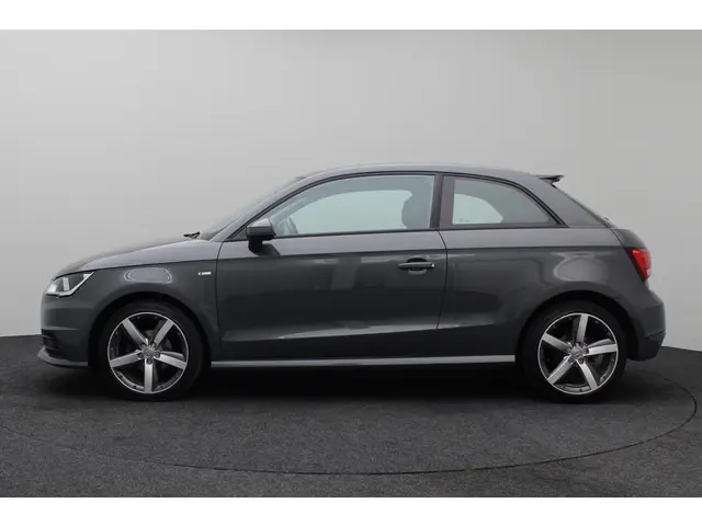 Audi A1 1.0 TFSI Adrenalin 2016 Benzine 5