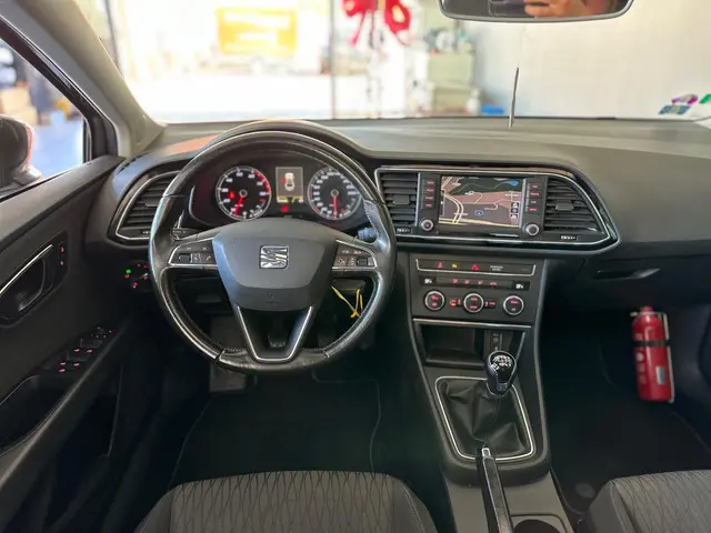 SEAT Leon ST 1.2 TSI Style Business|PANORAMA 2016 Benzine 11